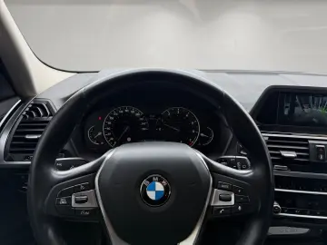X3 xDrive20i Aut. X Line Leder Navi
