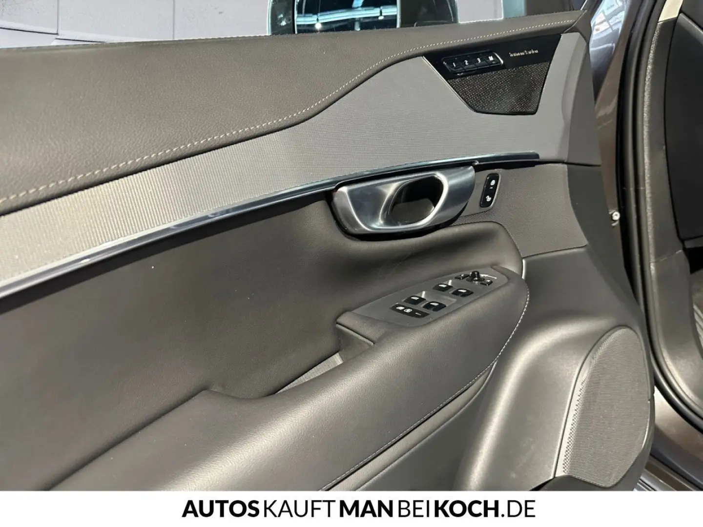 XC90  AWD Plus Bright