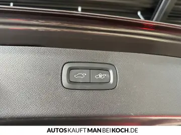 XC90  AWD Plus Bright