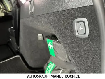 XC90  AWD Plus Bright