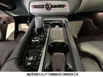 XC90  AWD Plus Bright