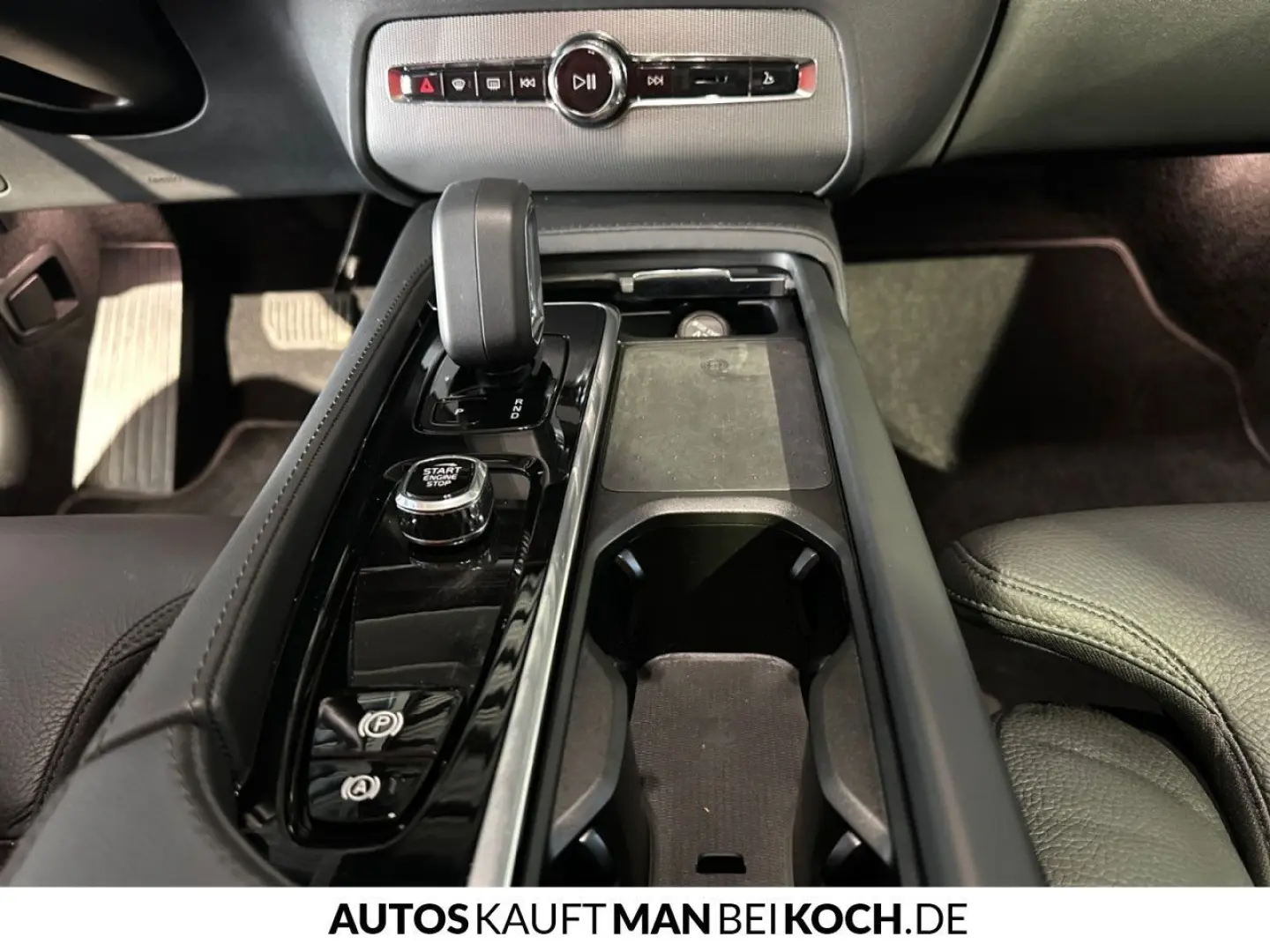 XC90  AWD Plus Bright