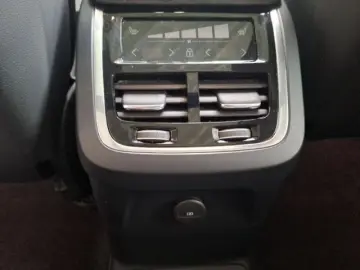 XC90 T8 AWD Recharge Plus Bright