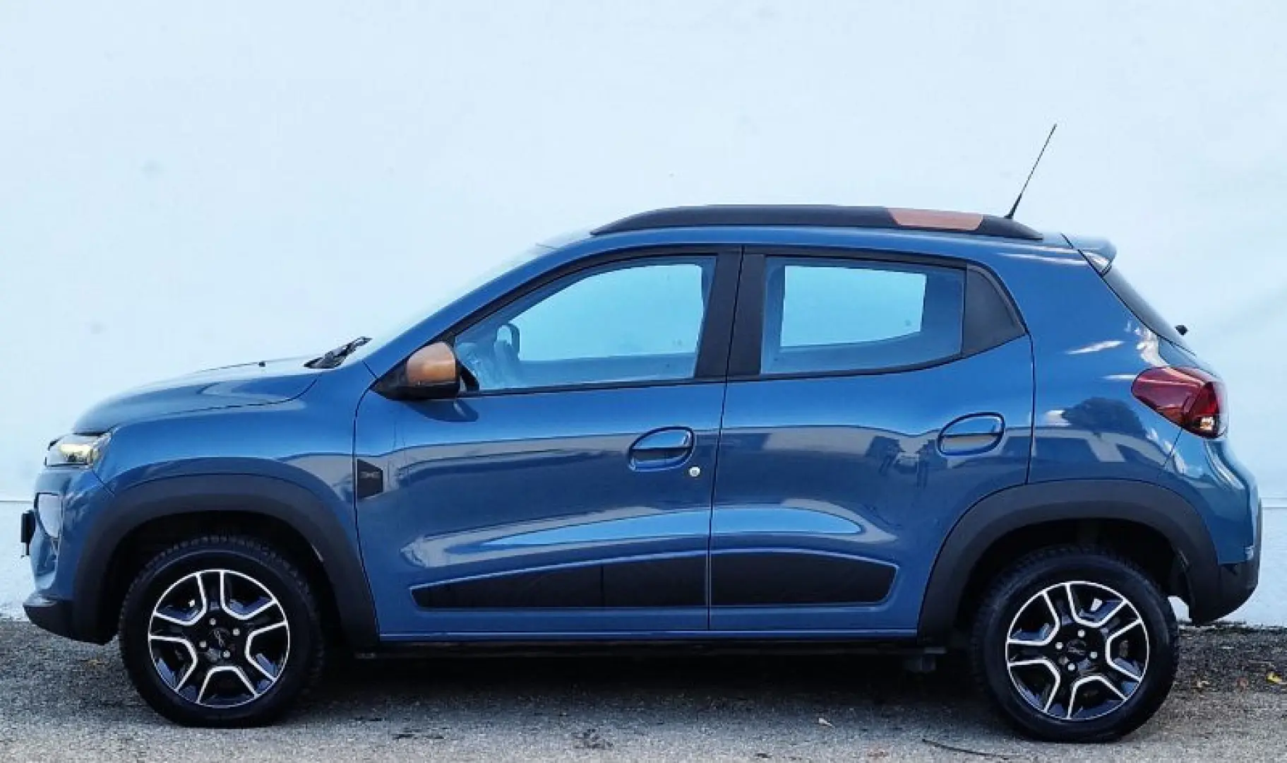 DACIA SPRING BEV 27kWh 65HP Extreme Auto