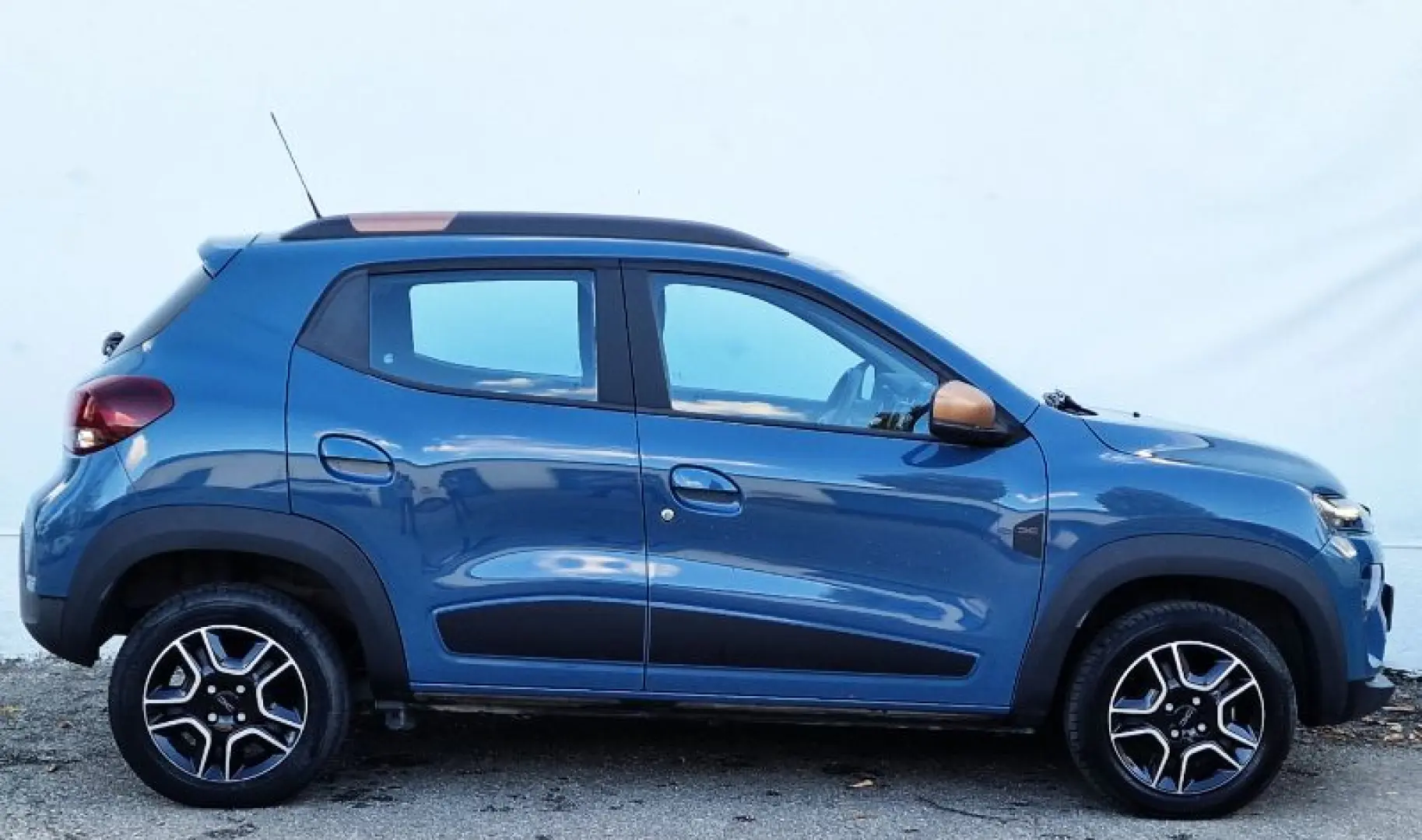 DACIA SPRING BEV 27kWh 65HP Extreme Auto