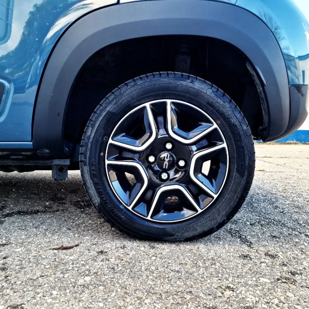 DACIA SPRING BEV 27kWh 65HP Extreme Auto