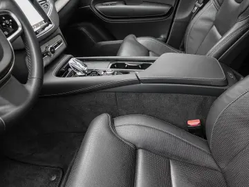 XC90 Plus Bright B5 AWD