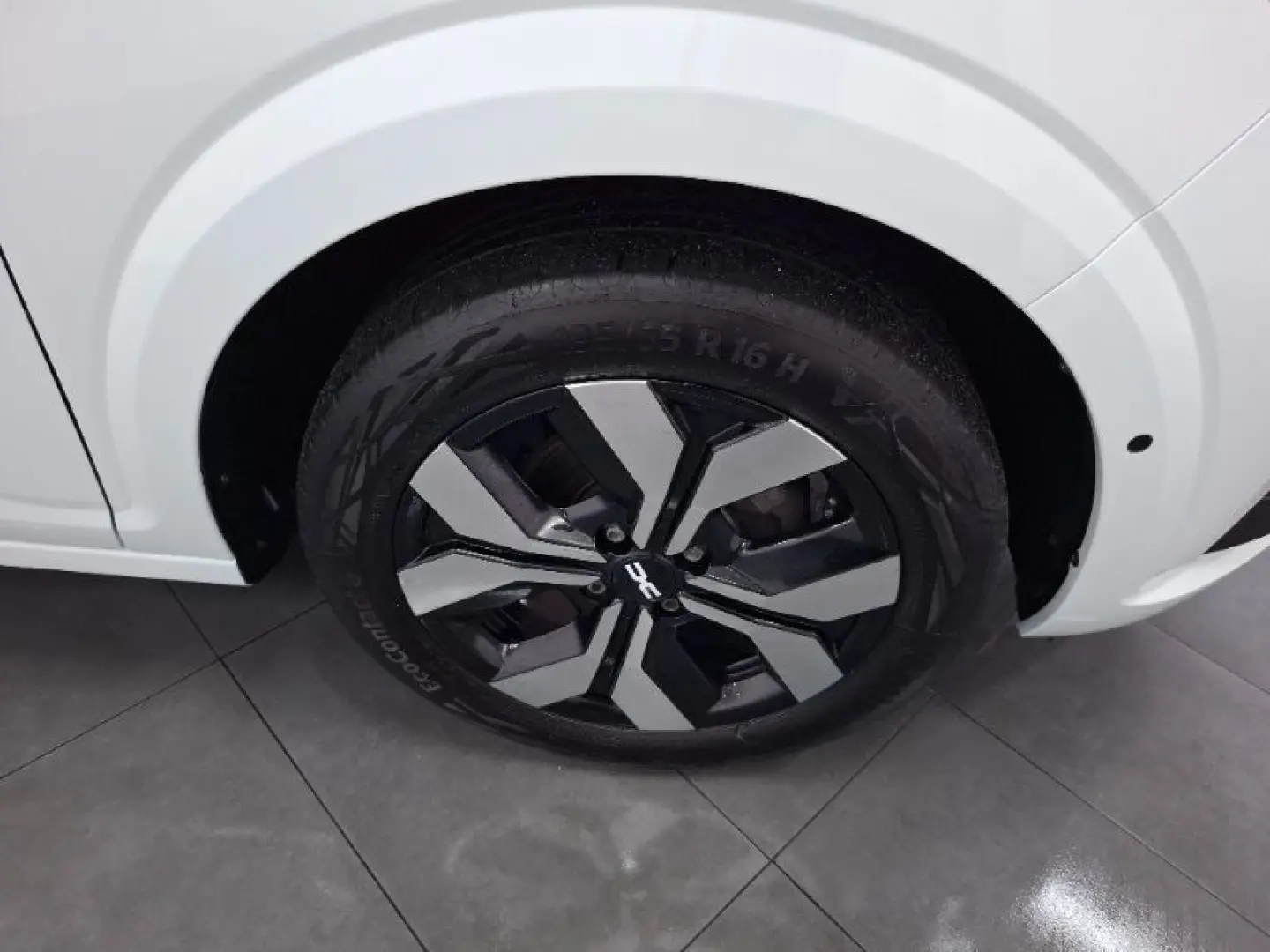 DACIA LOGAN 1.0 Eco-G 100CP Journey Plus MT6