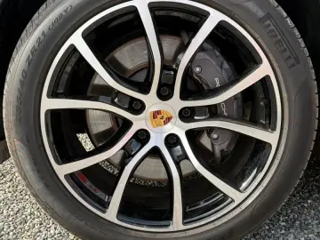 Cayenne Coupe Platinum Edition - PANORAMA  BOSE