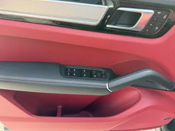Cayenne Coupe Platinum Edition - PANORAMA  BOSE
