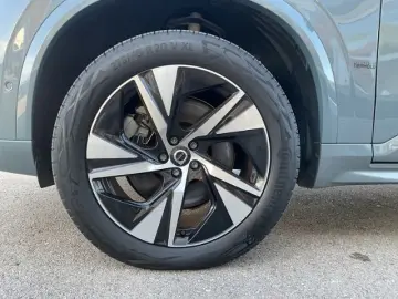 XC90 T8 R Design Plug-In AWD