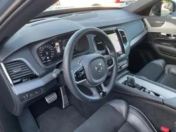 XC90 T8 R Design Plug-In AWD