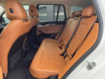 BMW X3 xDrive20i  xLine