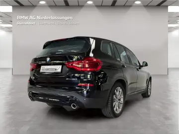 X3 xDrive30e LiveCockpitProf Kamera HiFi LED