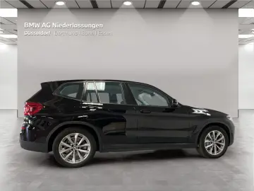 X3 xDrive30e LiveCockpitProf Kamera HiFi LED