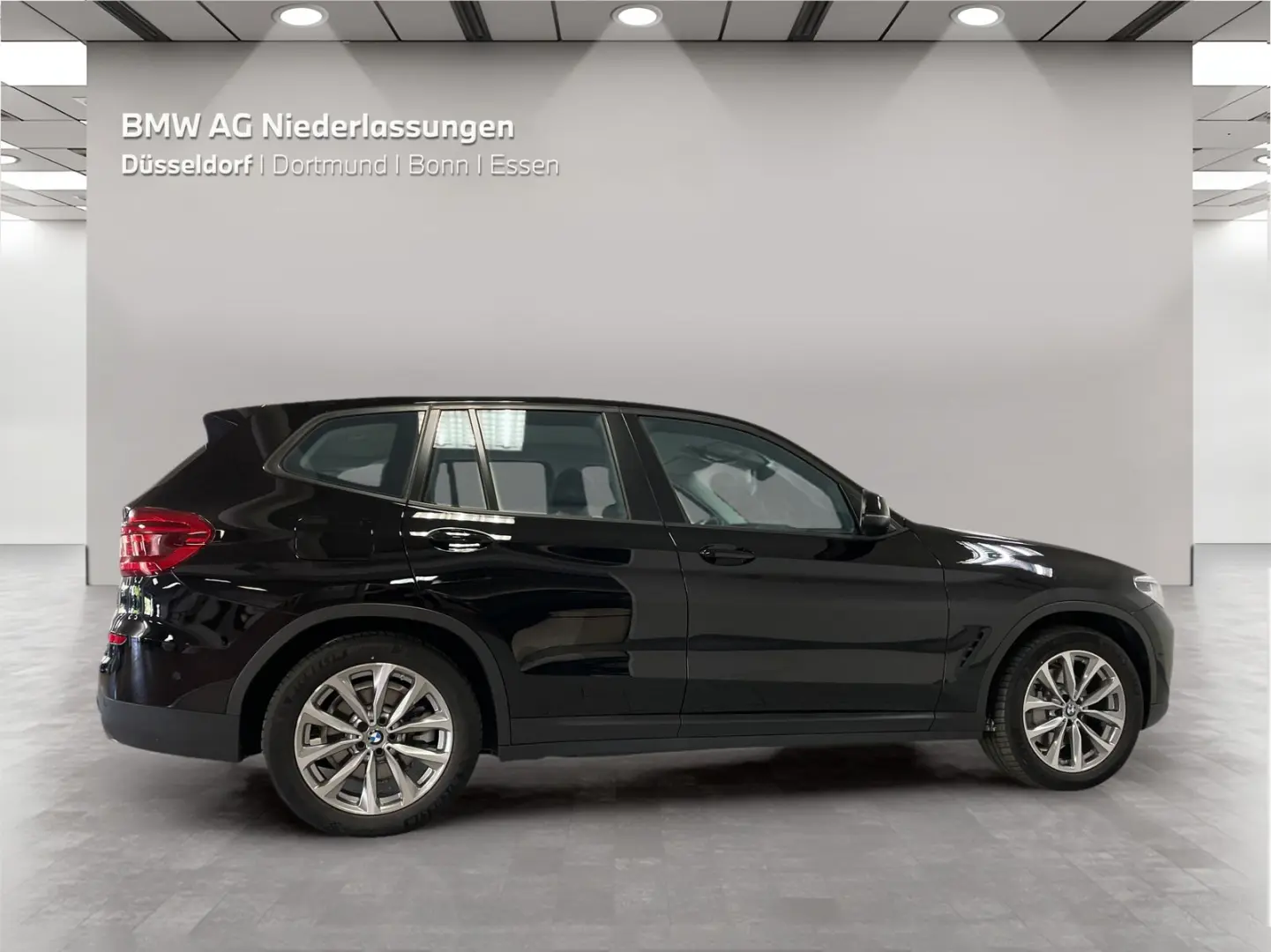 X3 xDrive30e LiveCockpitProf Kamera HiFi LED