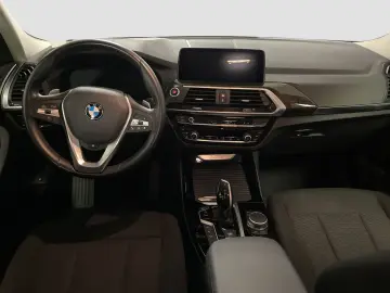 X3 xDrive30e LiveCockpitProf Kamera HiFi LED