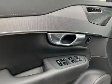 XC90 B5 D AWD Plus Bright