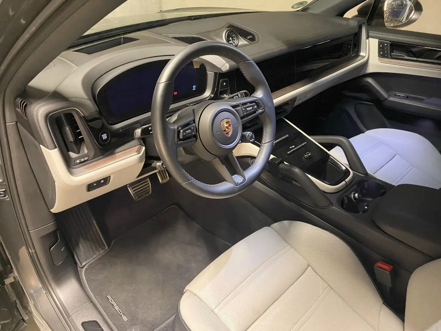 Cayenne S Coupe   SportDesign Paket   HA-Lenkung