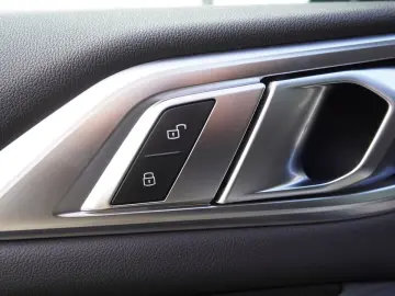 420i Coupe M Sport Aut. LED Navi Kamera