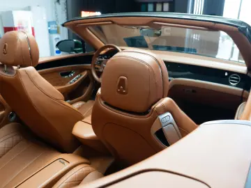 Bentley Continental GTC