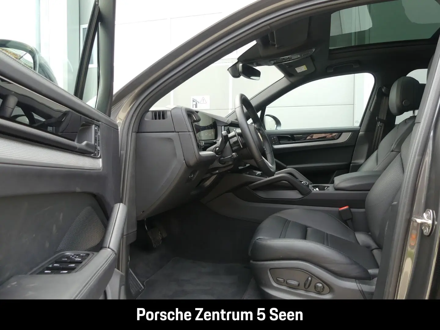 Cayenne E-Hybrid  BOSE  14-WEGE  NACHTSICHT  ACC