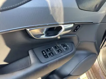 XC90 B5 AWD Plus-Bright