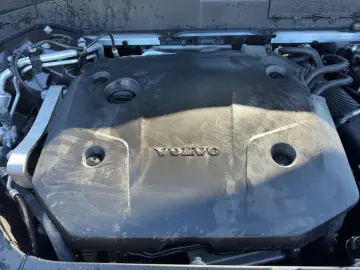 XC90 B5 AWD Plus-Bright