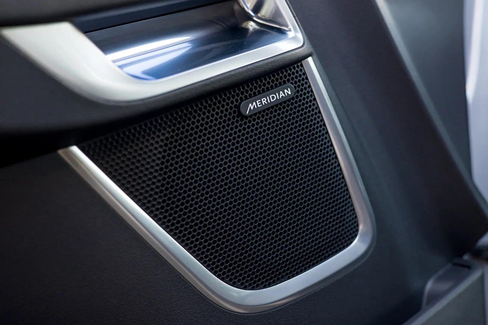 Jaguar E-Pace R-Dynamic SE 2.0D 204 CP AWD