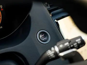 Jaguar E-Pace R-Dynamic SE 2.0D 204 CP AWD