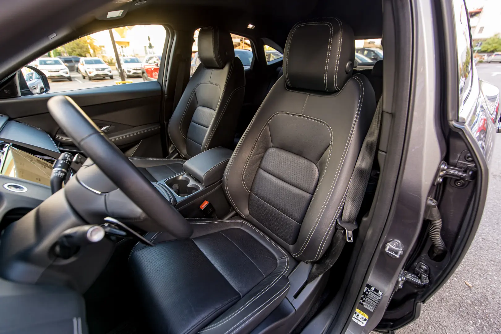 Jaguar E-Pace R-Dynamic SE 2.0D 204 CP AWD