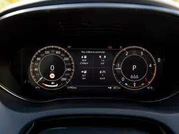 Jaguar E-Pace R-Dynamic SE 2.0D 204 CP AWD