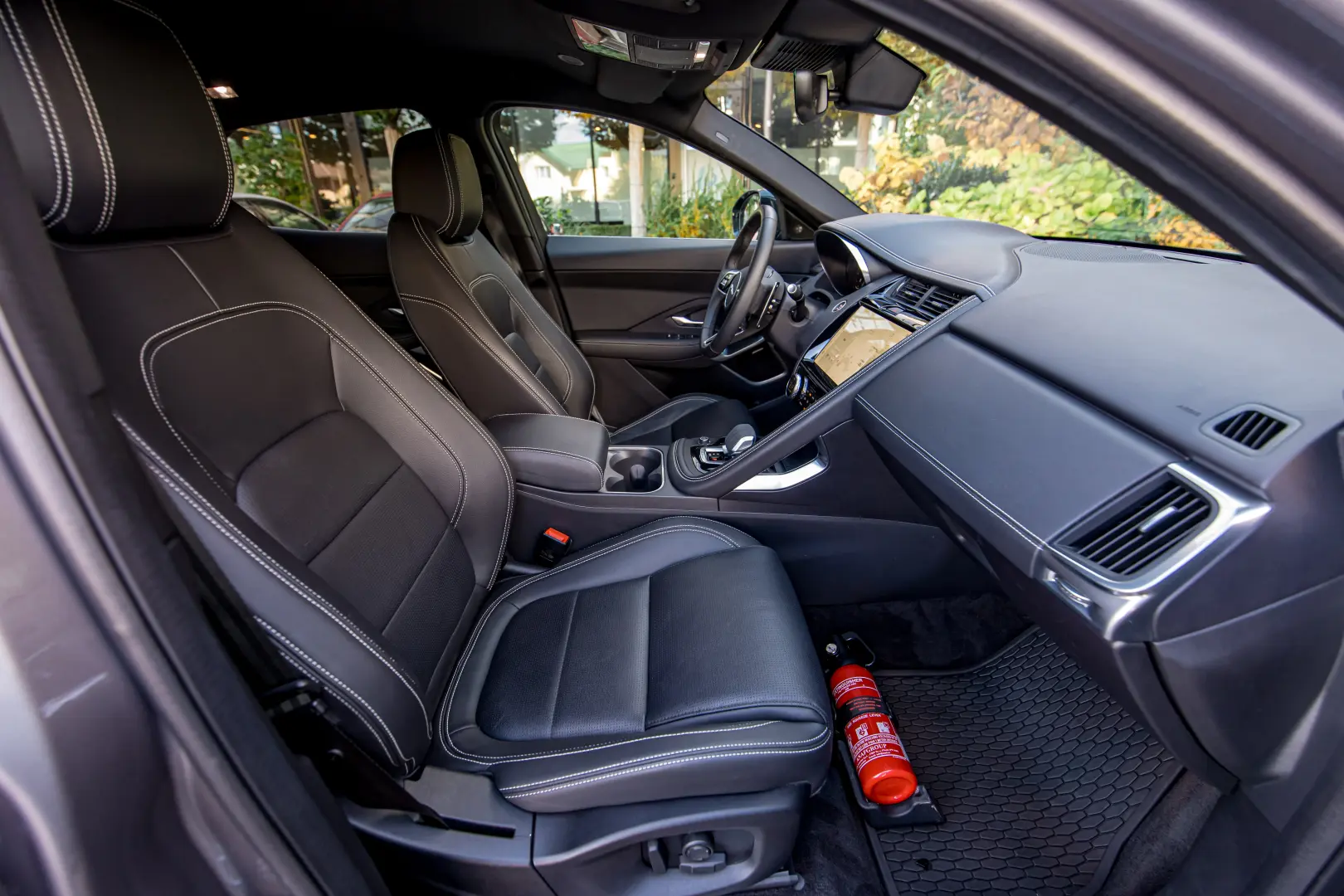 Jaguar E-Pace R-Dynamic SE 2.0D 204 CP AWD