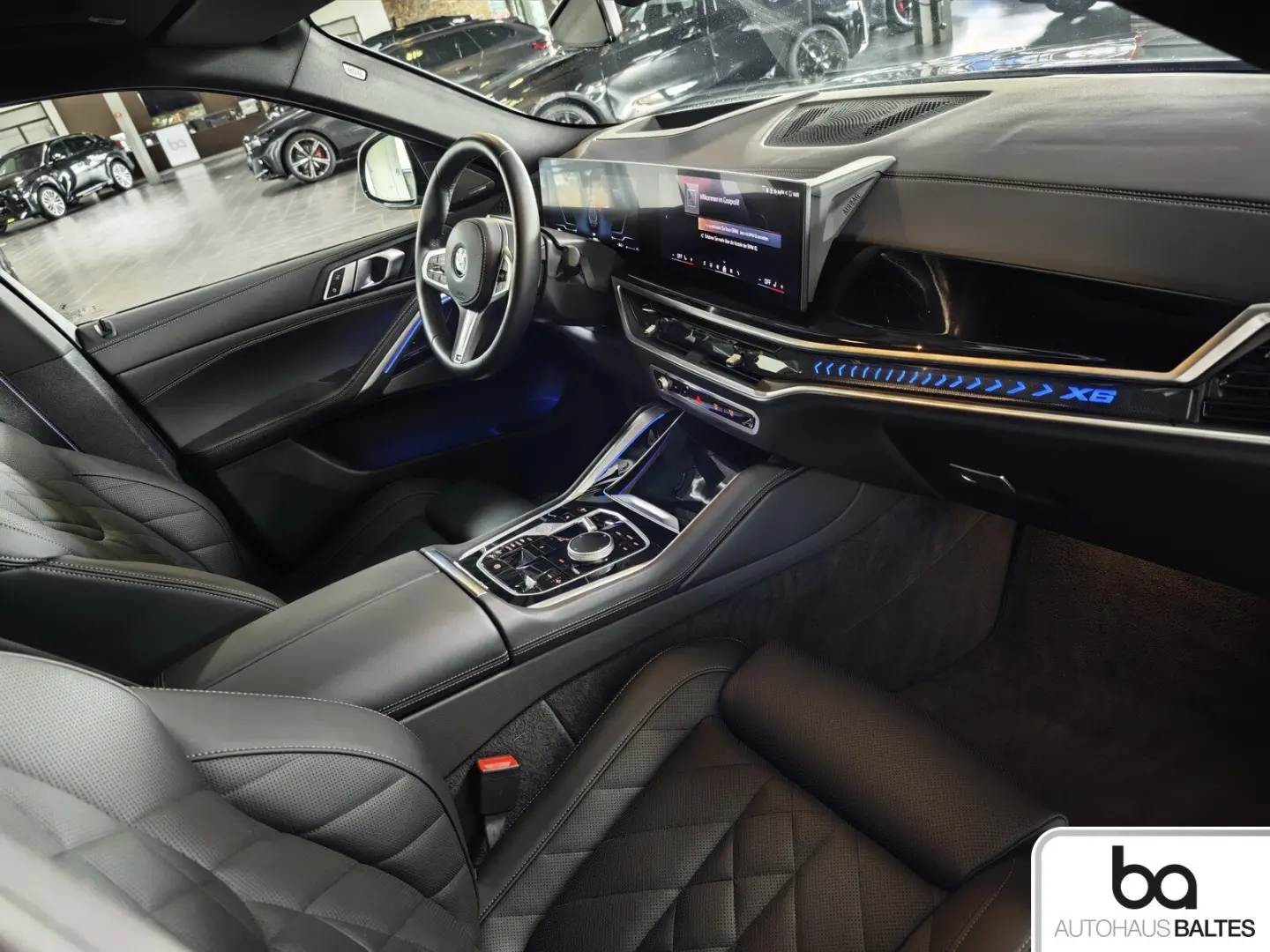 X6 30d xDrive M Sport Pro 22  Pano HK Luft 4Z AH