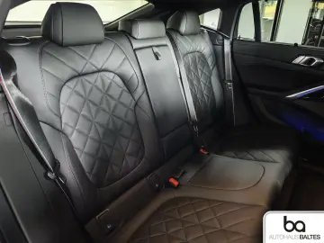 X6 30d xDrive M Sport Pro 22  Pano HK Luft 4Z AH