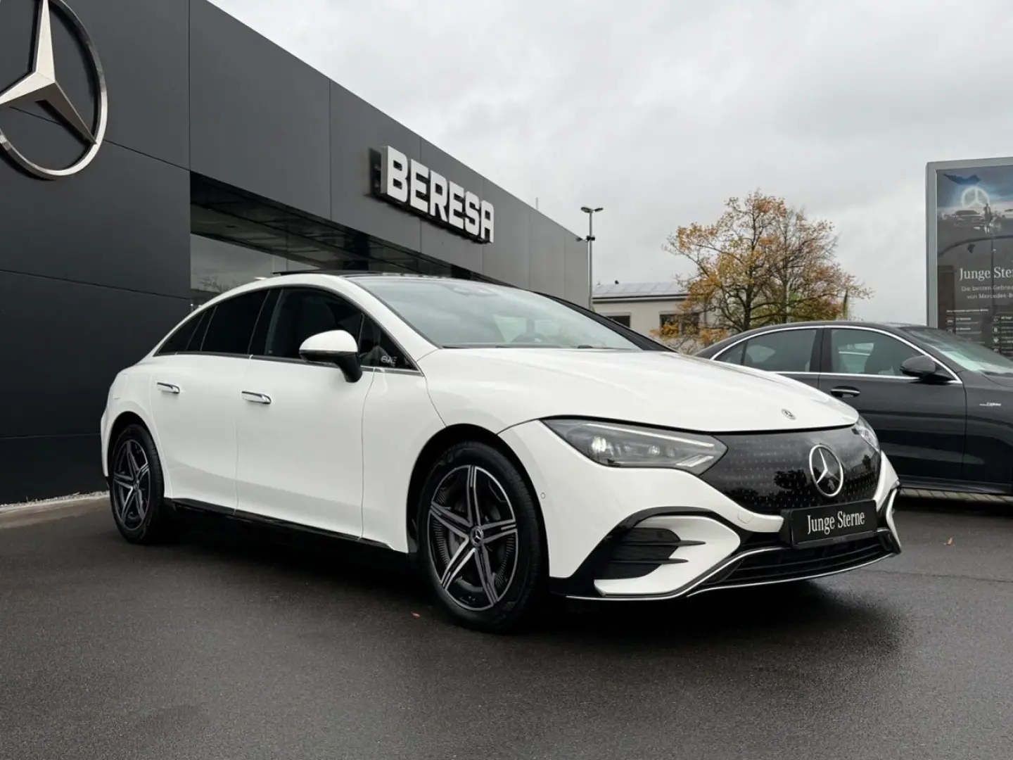 EQE 300 AMG Pano HA-Lenkung Distronic Burmester