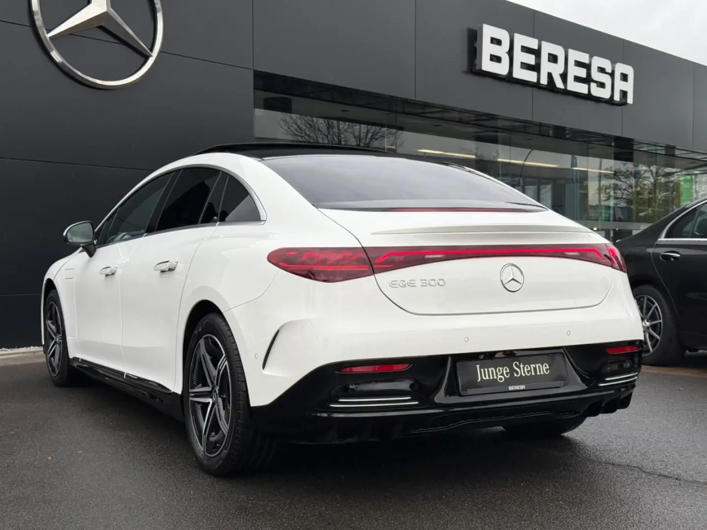 EQE 300 AMG Pano HA-Lenkung Distronic Burmester
