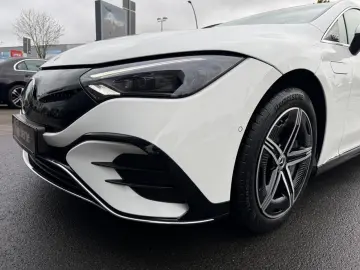 EQE 300 AMG Pano HA-Lenkung Distronic Burmester