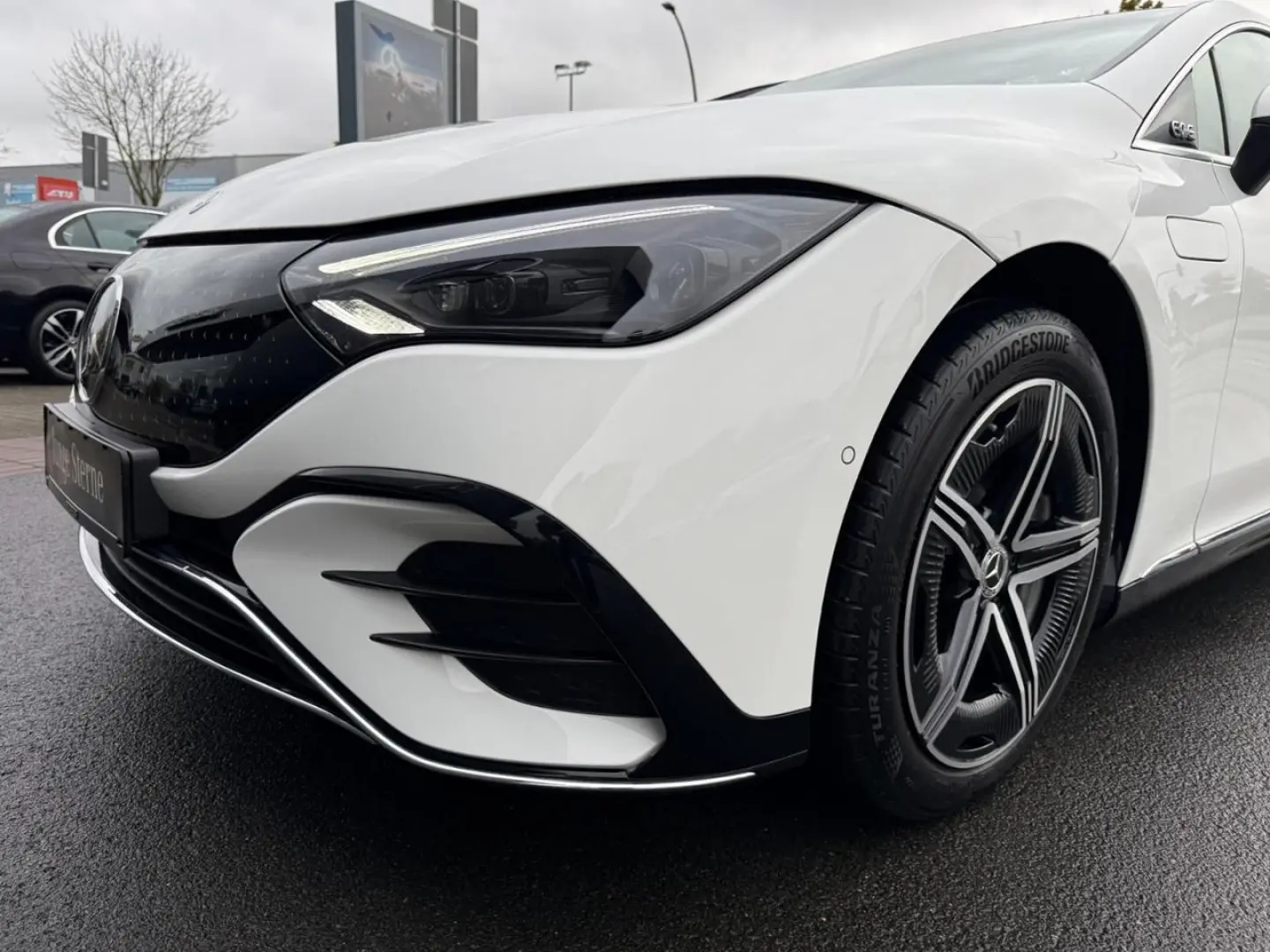 EQE 300 AMG Pano HA-Lenkung Distronic Burmester