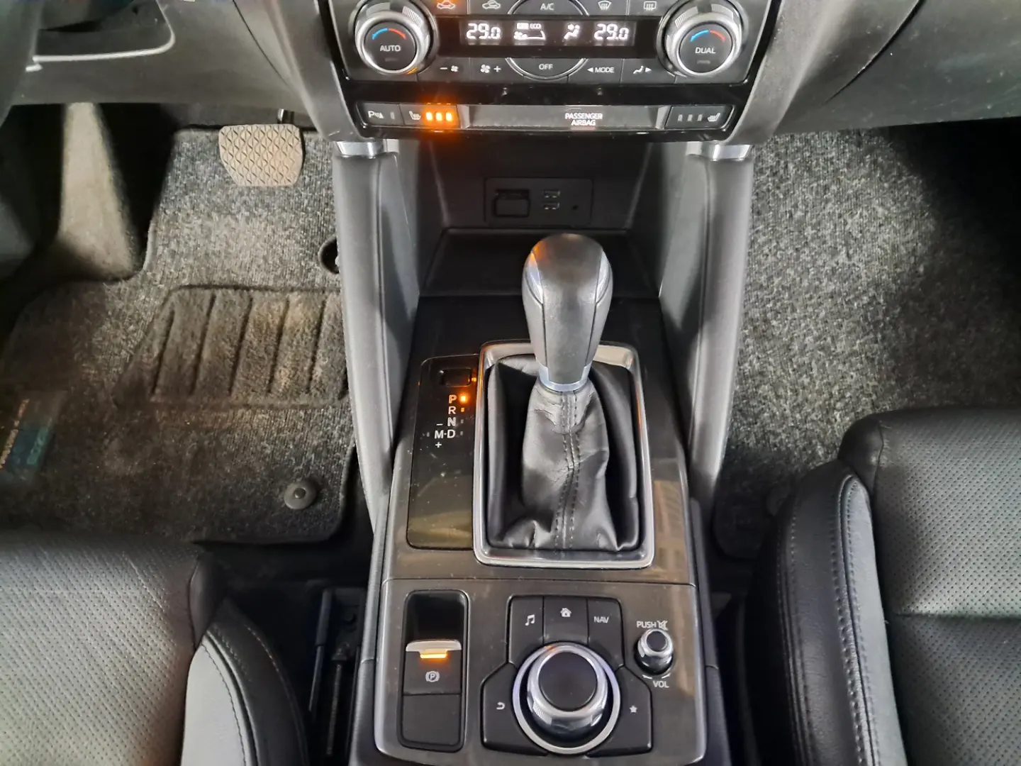 MAZDA CX-5 REVOLUTION TOP AWD 2.2TD AUTOMAT