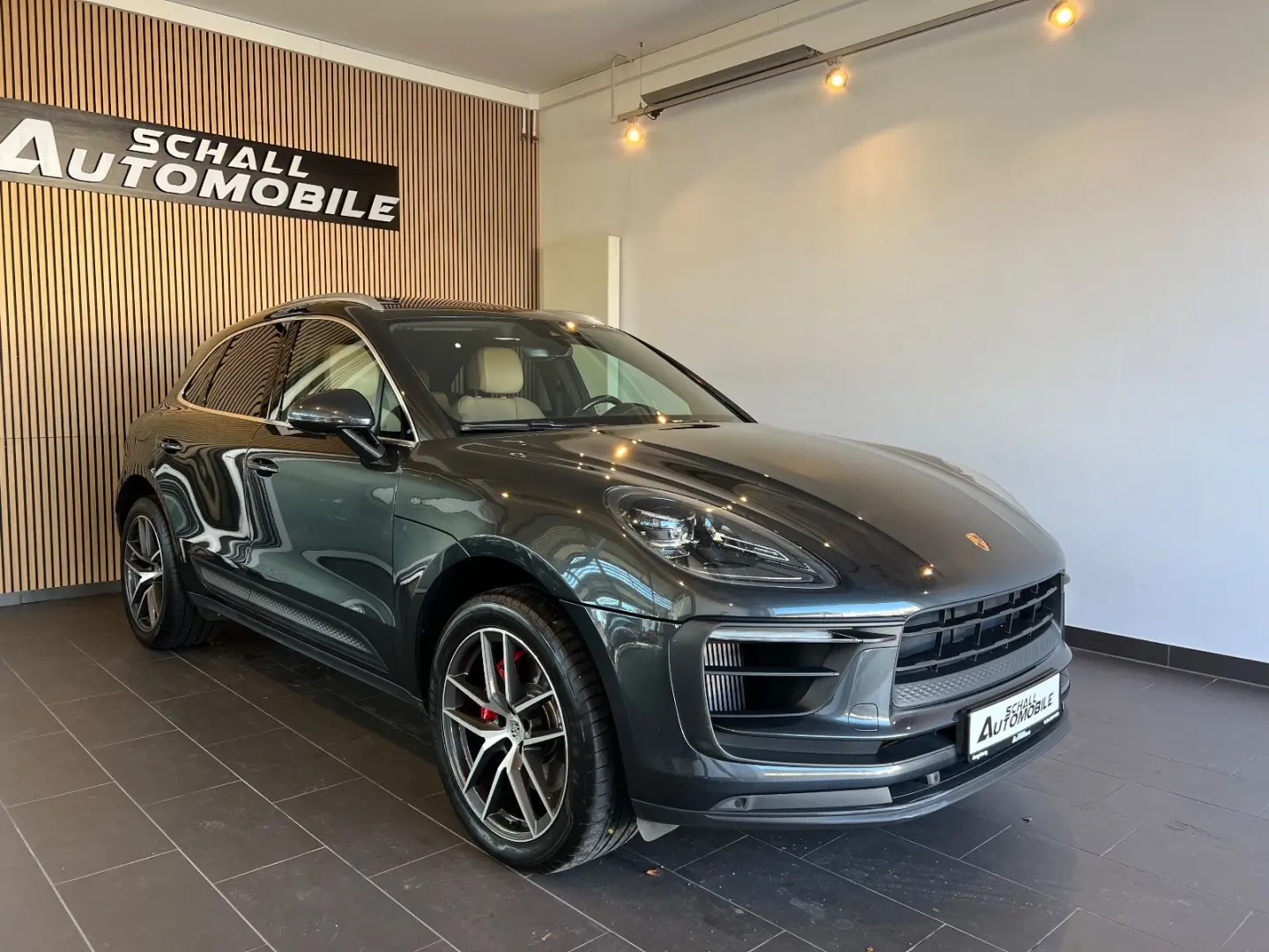 Macan S PDLS  SOUND PANO AHK CAM LED ASSIS 20