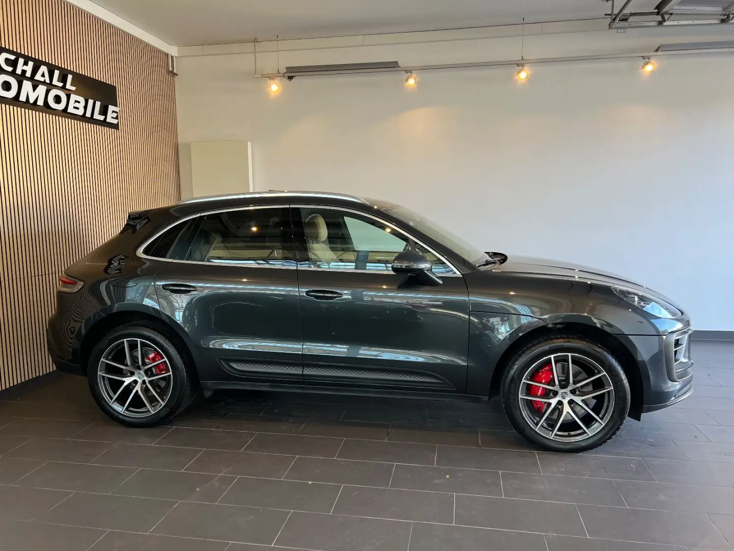 Macan S PDLS  SOUND PANO AHK CAM LED ASSIS 20