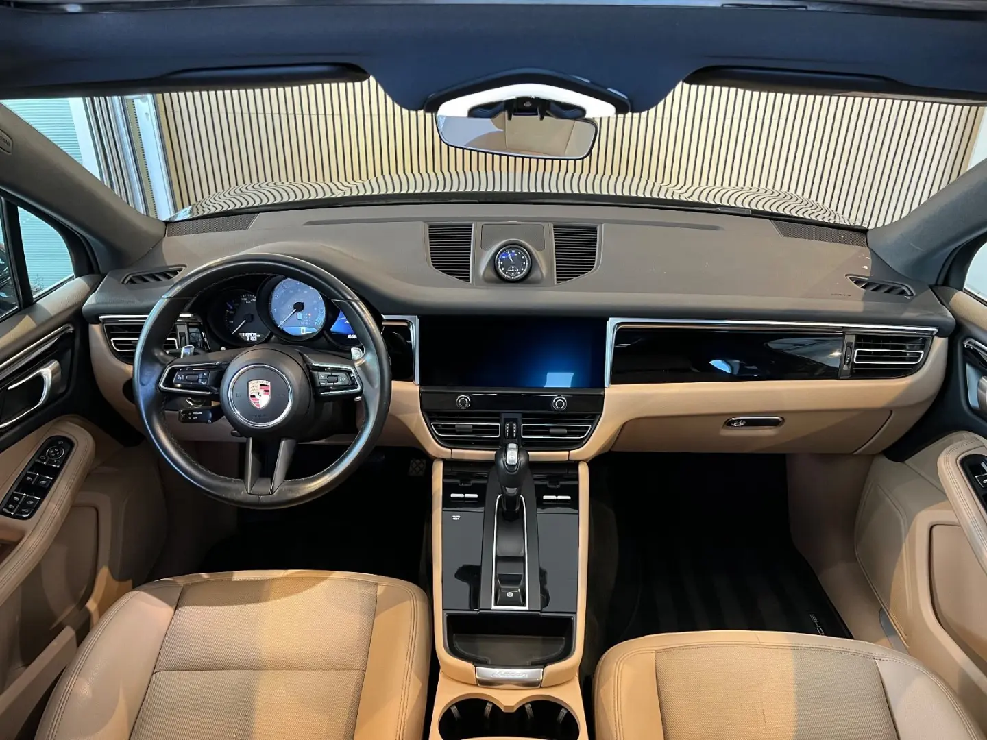 Macan S PDLS  SOUND PANO AHK CAM LED ASSIS 20