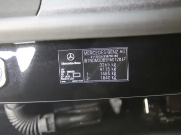 EQS 450 SUV   Electric Art Pano Airmatic MEMORY