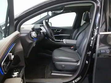 EQS 450 SUV   Electric Art Pano Airmatic MEMORY