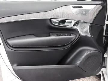 XC90 Ultimate Bright AWD B5