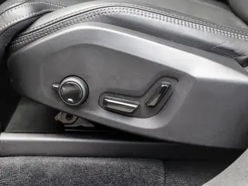 XC90 Ultimate Bright AWD B5