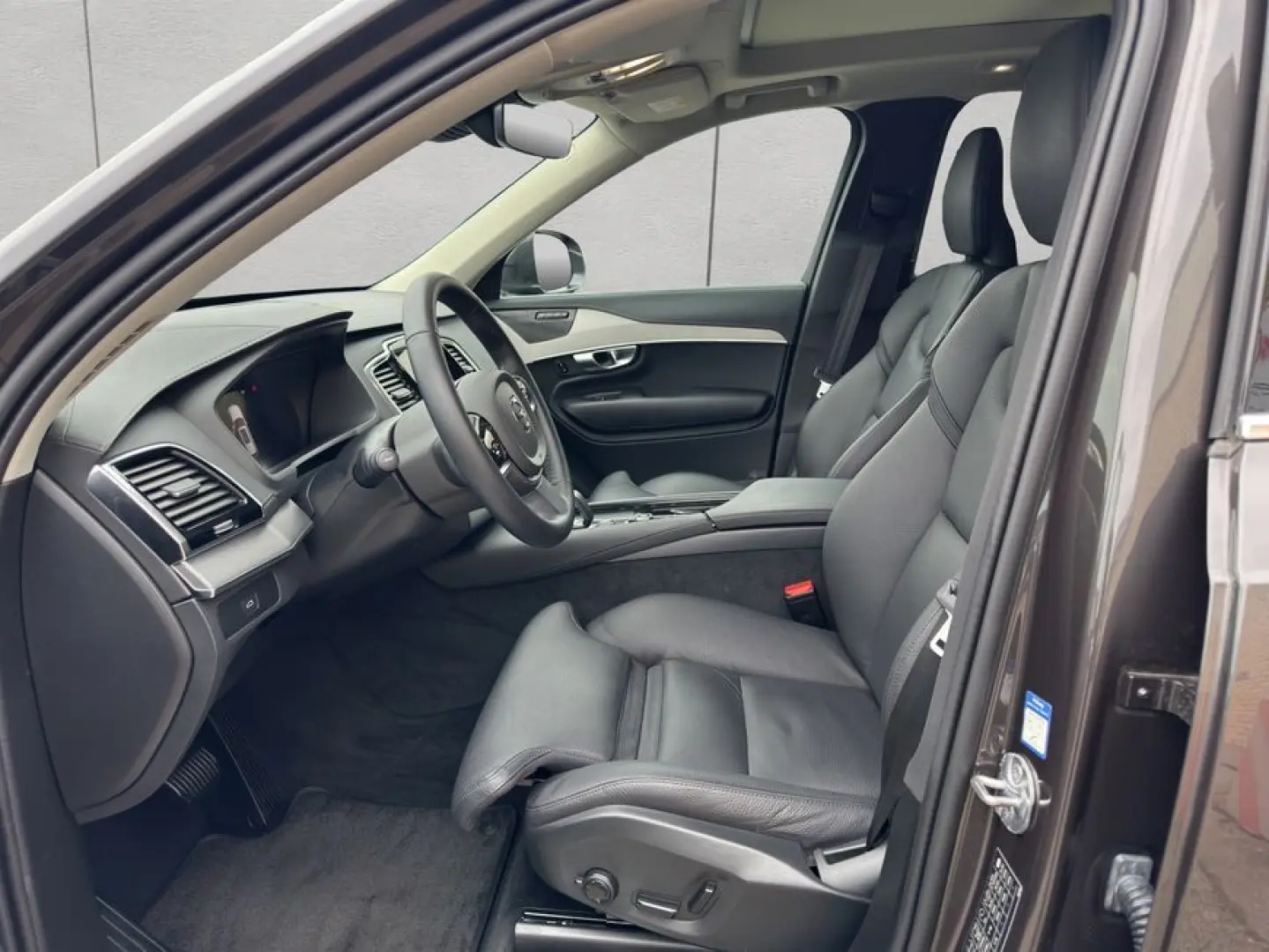 XC90 B5 AWD Plus-Bright