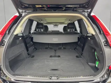 XC90 B5 AWD Plus-Bright