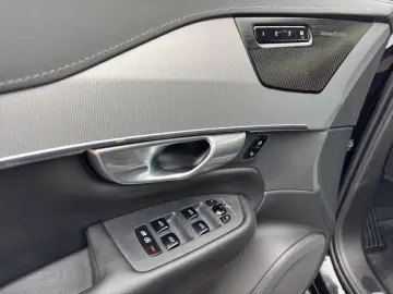 XC90 B5 AWD Plus-Bright